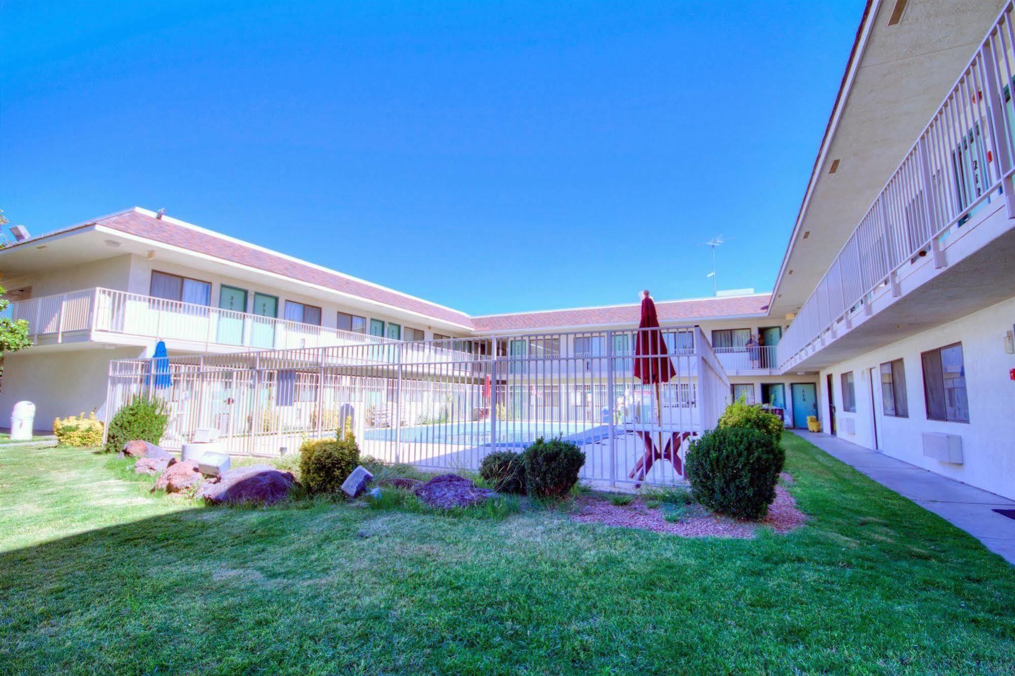Rodeway Inn Las Cruces Buitenkant foto